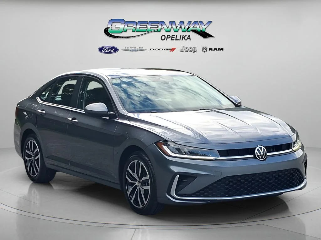 Used 2025 Platinum Gray Metallic Volkswagen 1.5T SE image 1