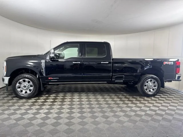 New 2026 Agate Black Metallic Ford King Ranch image 7
