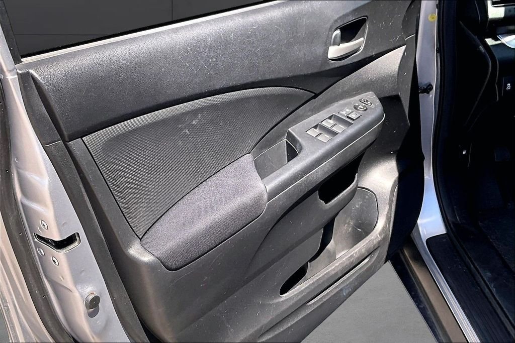 Used 2016 Silver Honda SE image 15