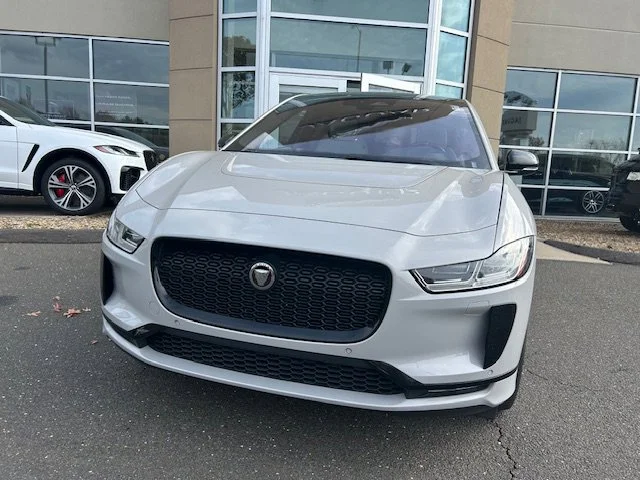 Used 2022 Borasco Gray Metallic Jaguar HSE image 2