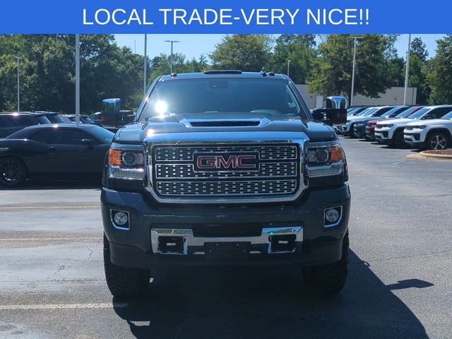 Used 2019 Gray GMC Denali image 8