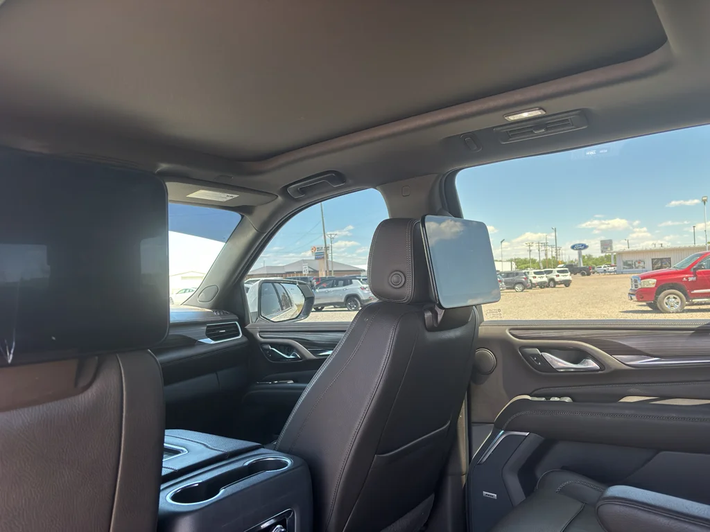 Used 2021 White GMC Denali image 12