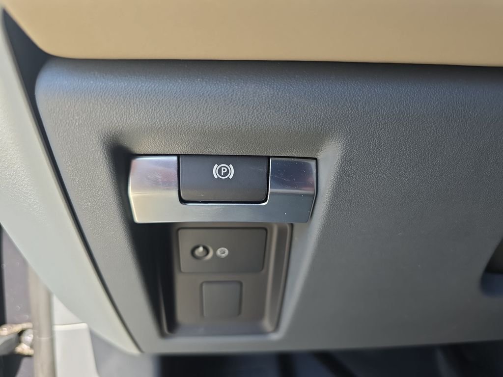 Certified Used 2024 Gray Land Rover S image 26