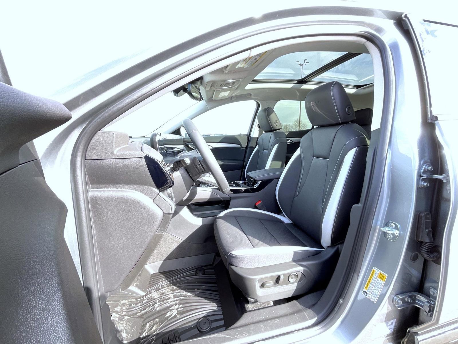 2026 Buick Envision Sport Touring - Photo 10