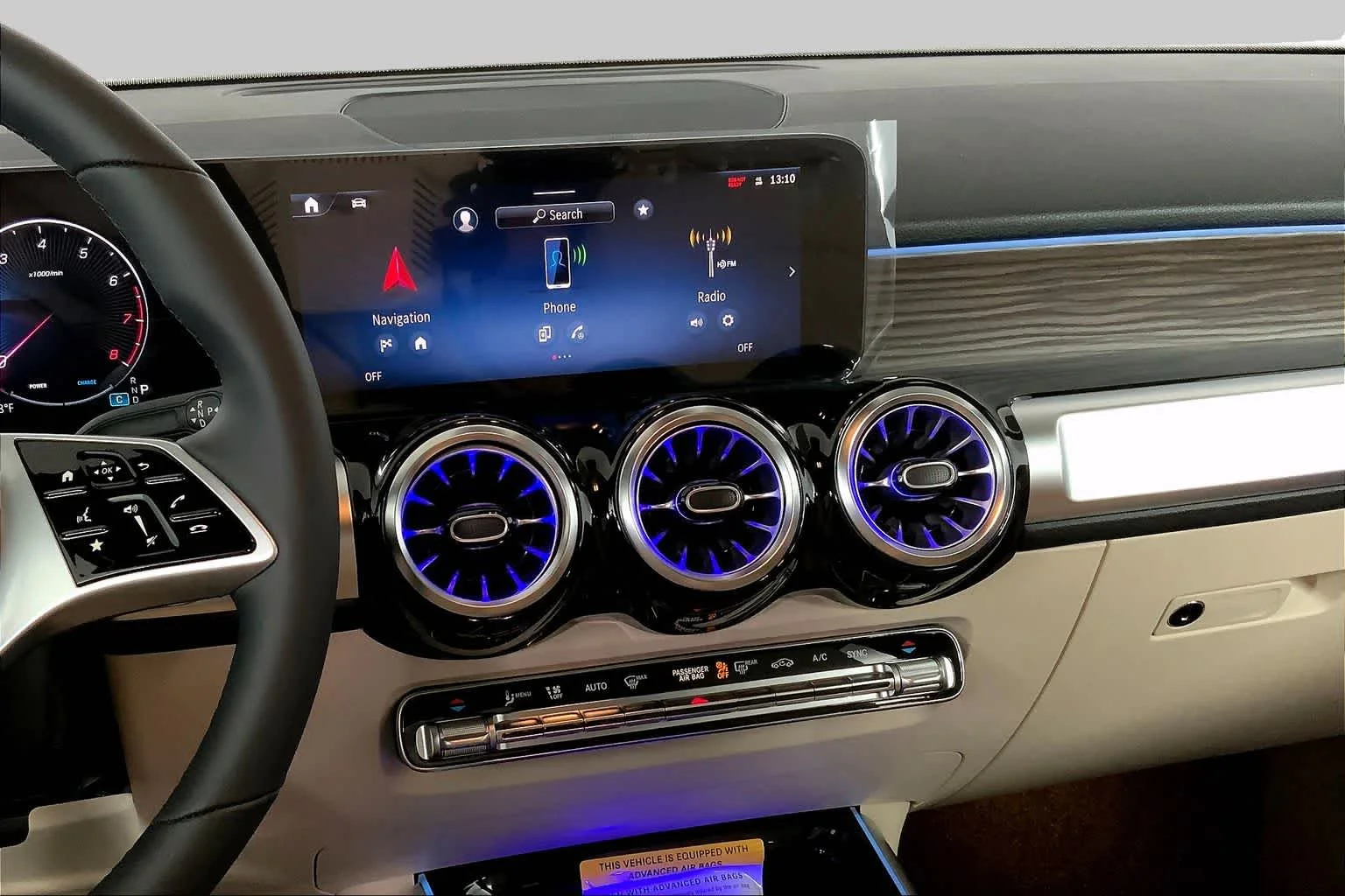 2025 Mercedes-Benz GLB Base - Photo 9