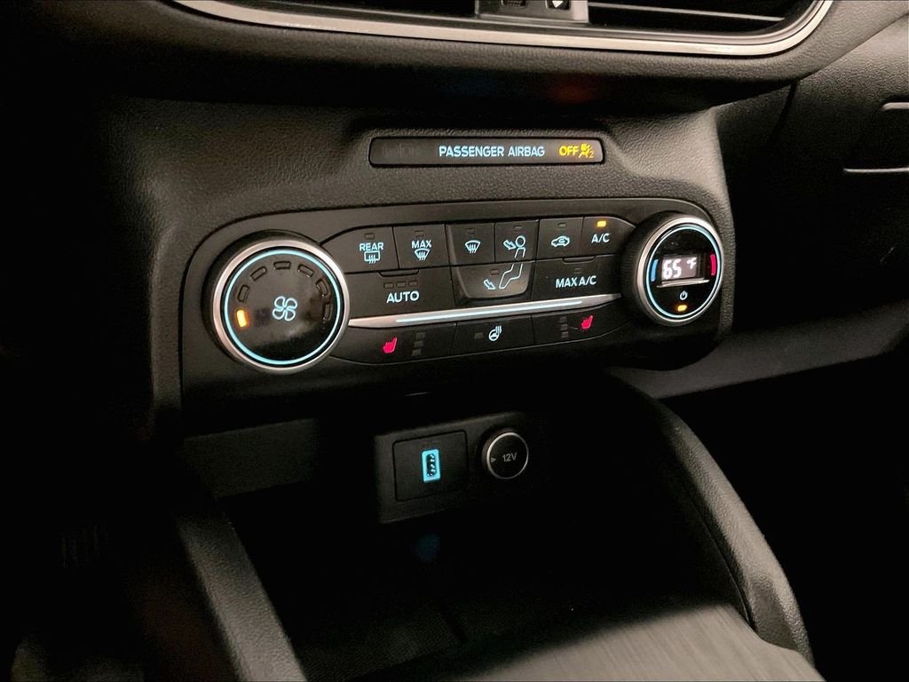 Used 2020 Gray Ford SEL image 25