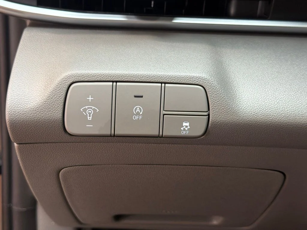New 2026 Amazon Gray Hyundai SE image 24