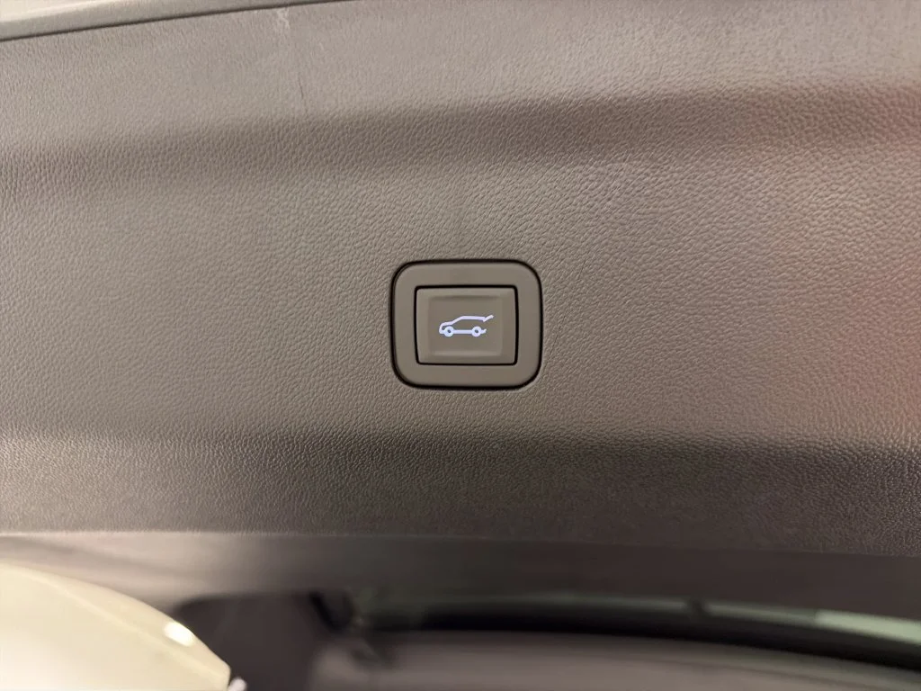 2026 GMC Yukon XL Elevation - Photo 20
