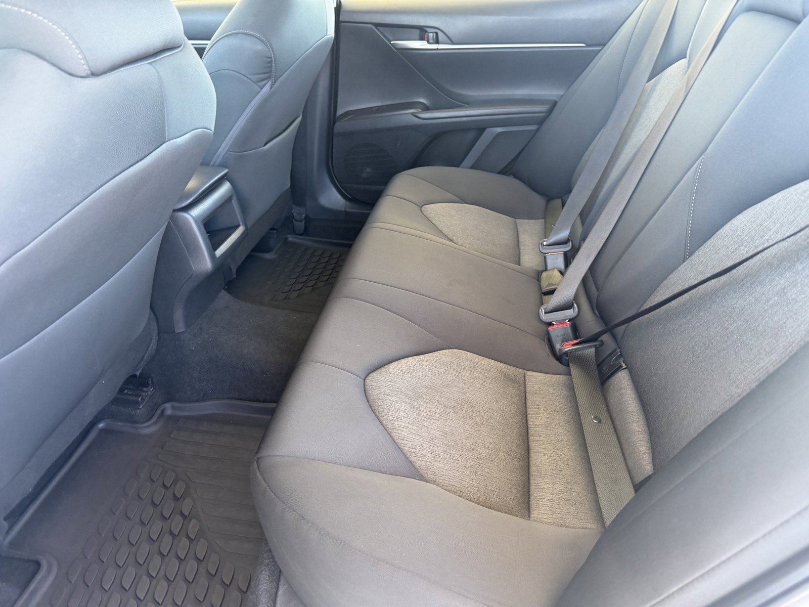Used 2024 Ice Cap Toyota LE image 23