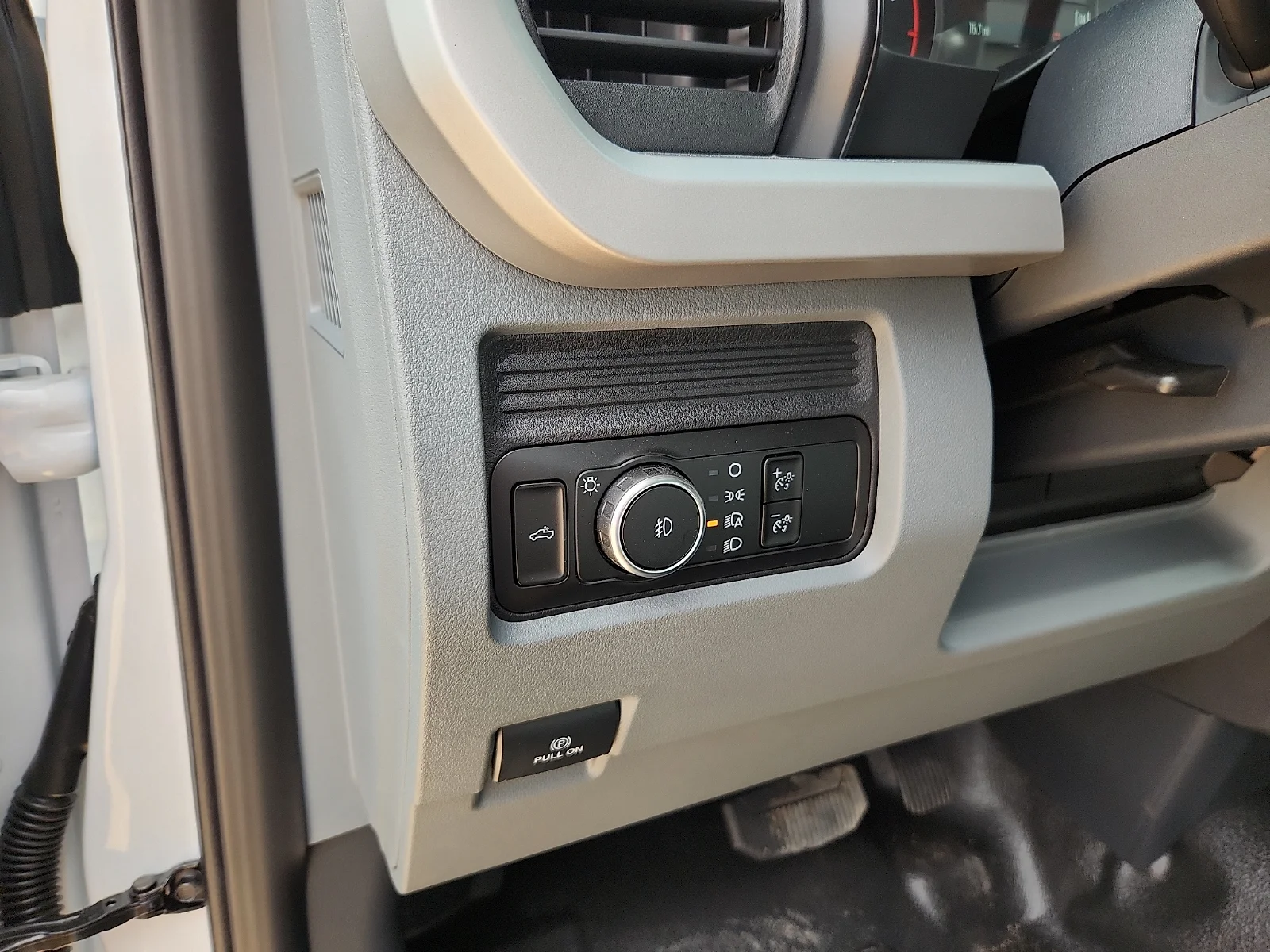 New 2026 Oxford White Ford F-250® XL image 16