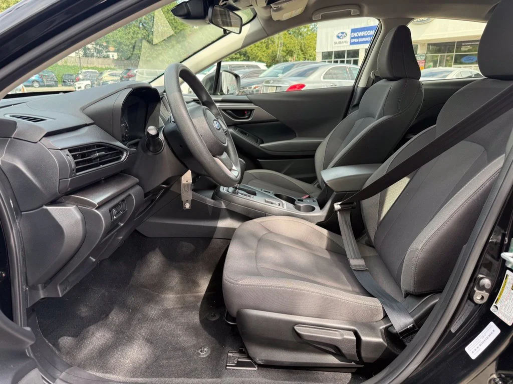 Used 2024 Crystal Black Silica Subaru Base image 19