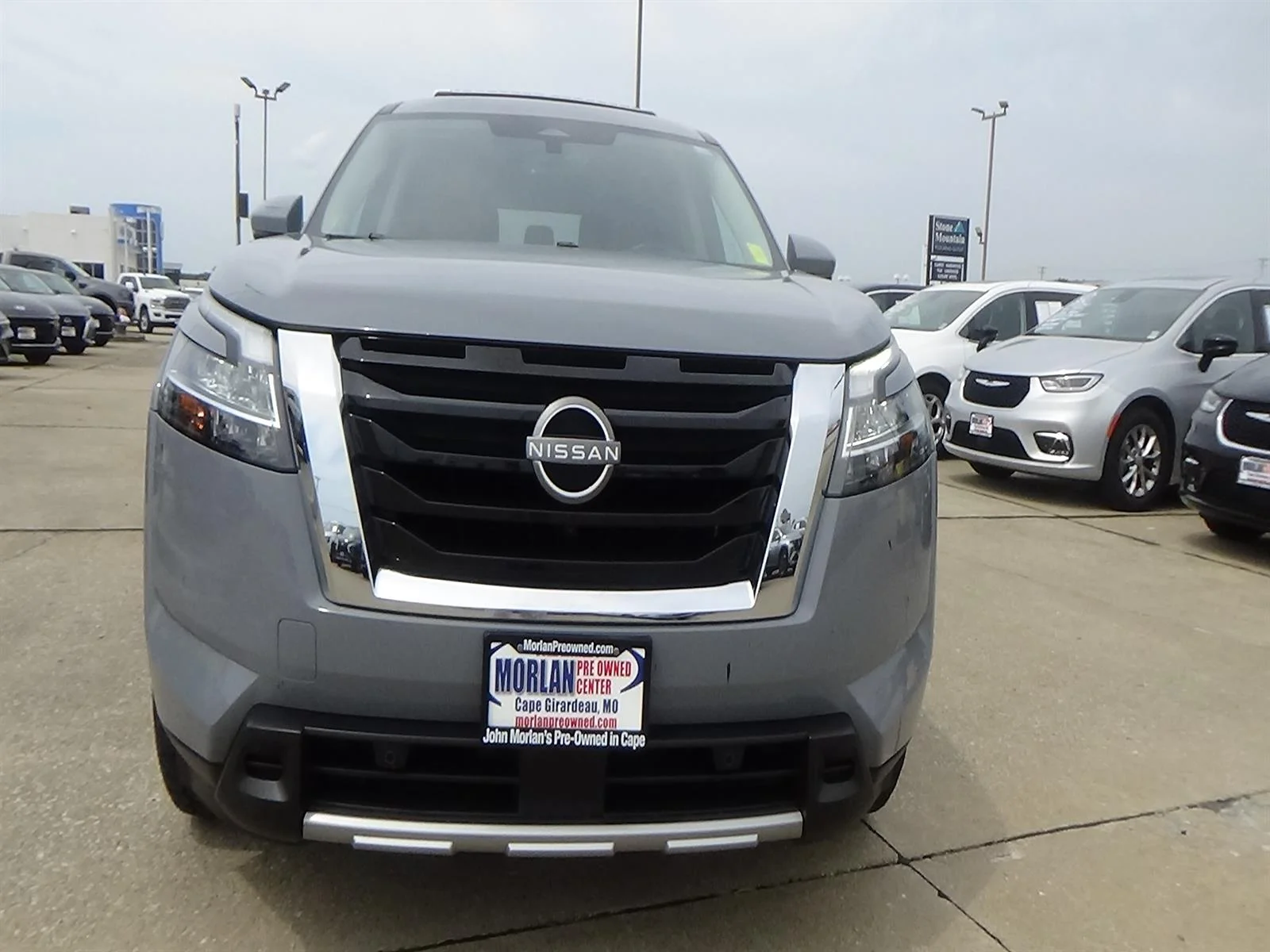 Certified Used 2023 Boulder Gray Pearl (kby) Nissan Platinum image 3
