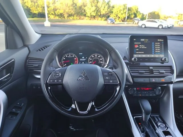 2026 Mitsubishi Eclipse Cross SE - Photo 15