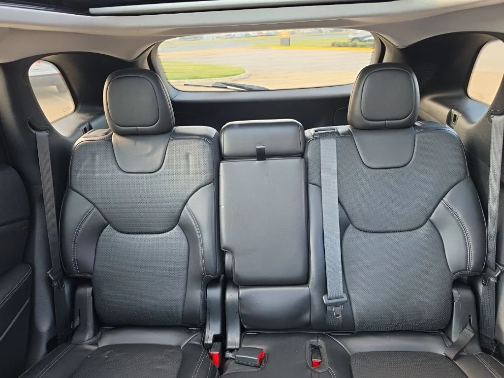 Used 2021 Silver Jeep Limited image 61