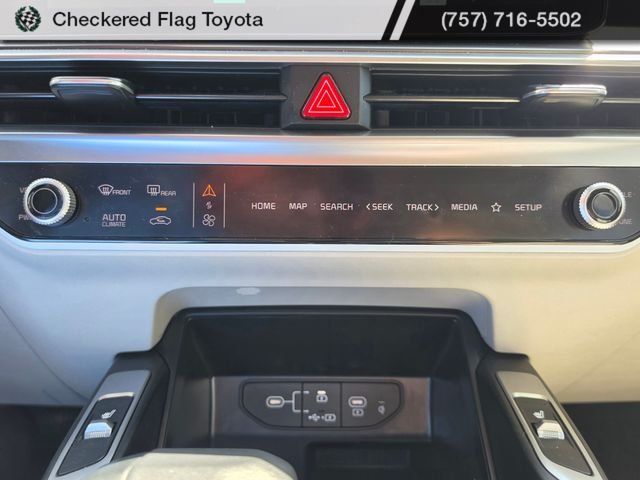 Used 2024 Wolf Gray Kia S image 16