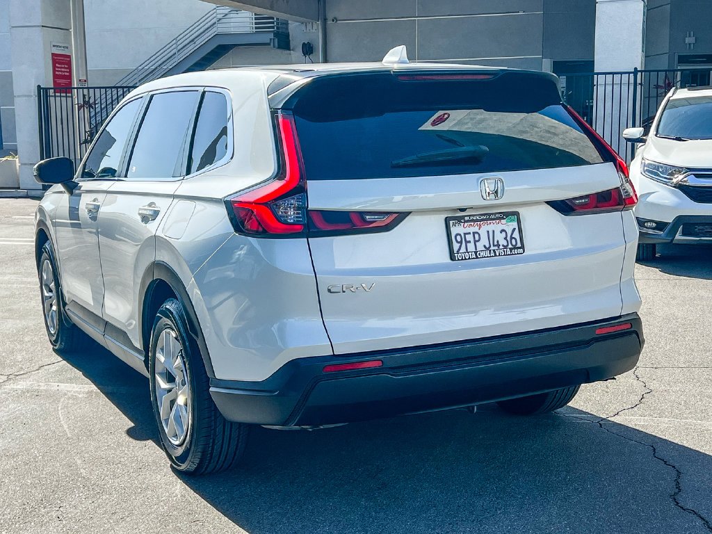 Used 2023 Platinum White Pearl Honda LX image 4
