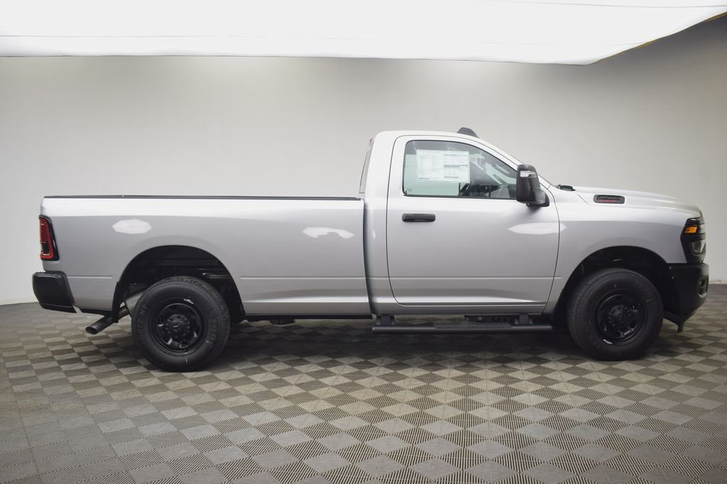 New 2026 Silver-Zynith Exterior Paint RAM Tradesman image 4