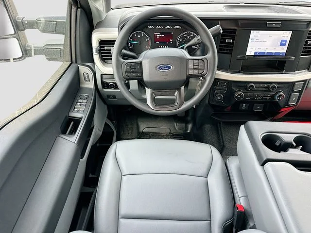 New 2026 Oxford White Ford XL image 15