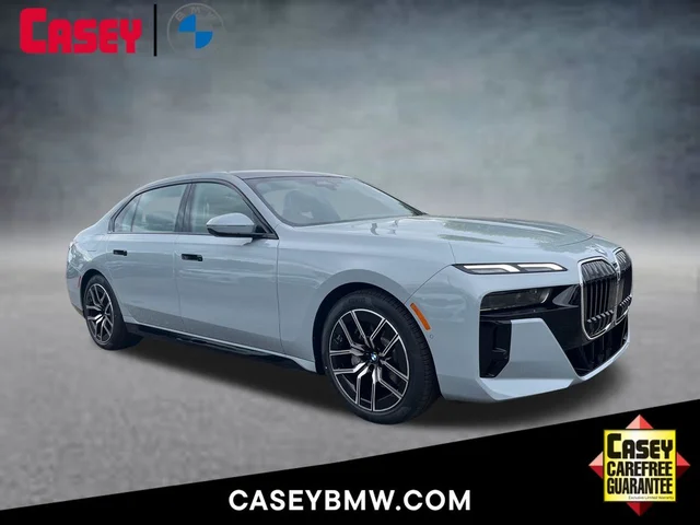2026 BMW 740i