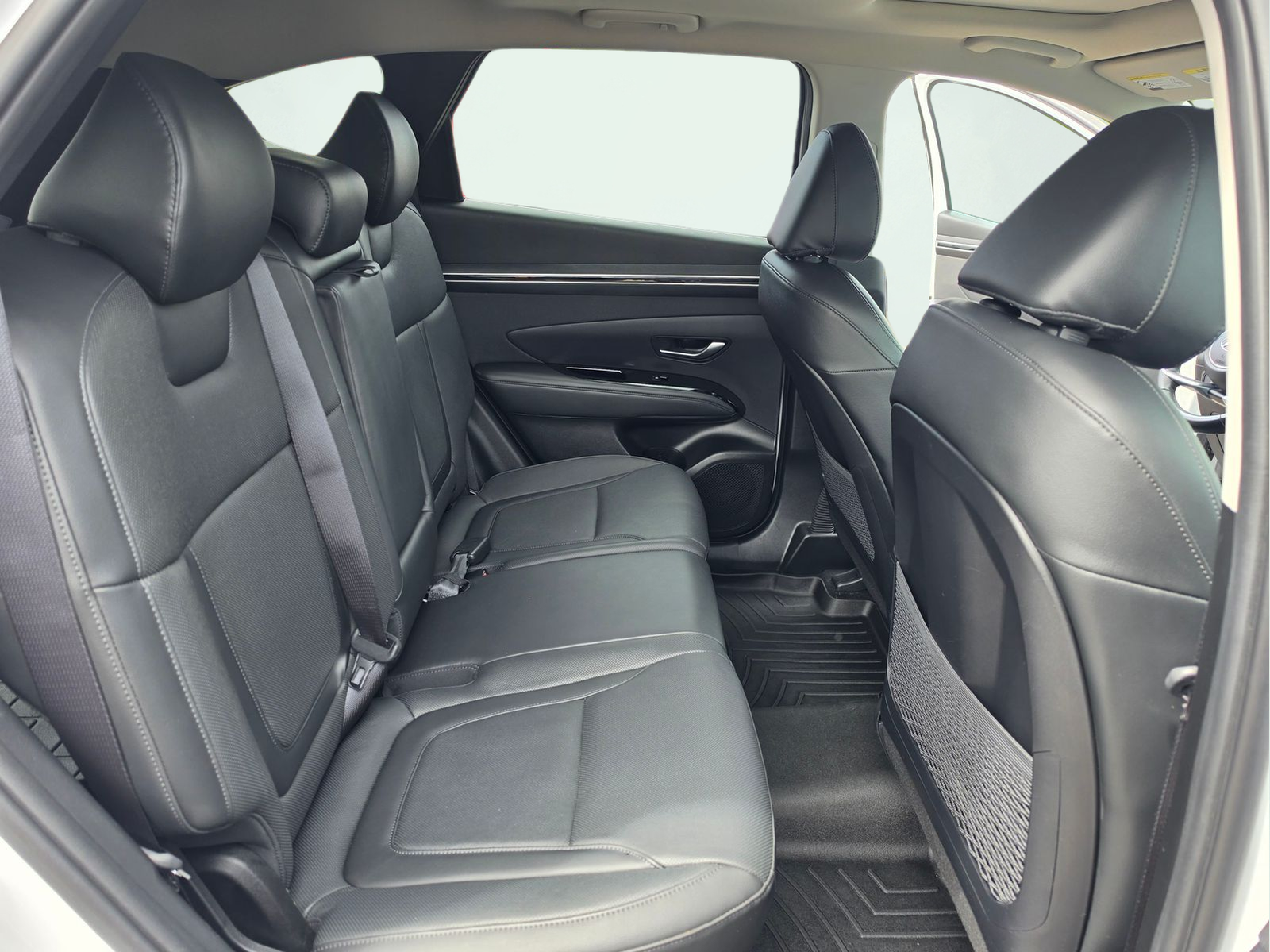 Used 2022 Quartz White Hyundai SEL image 18