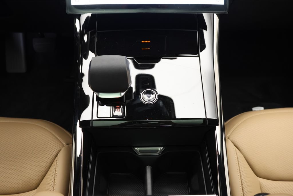 New 2026 Varesine Blue Land Rover SE image 21