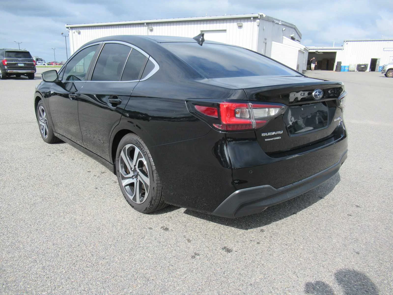 Used 2022 Crystal Black Silica Subaru Limited image 7