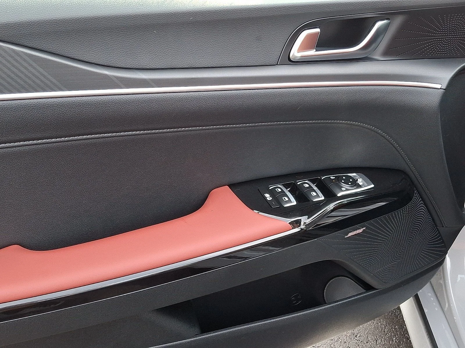 New 2026 Wolf Gray Kia GT-Line AWD image 5