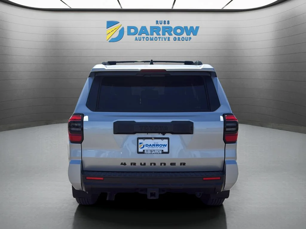 Used 2025 Silver Toyota SR5 image 4