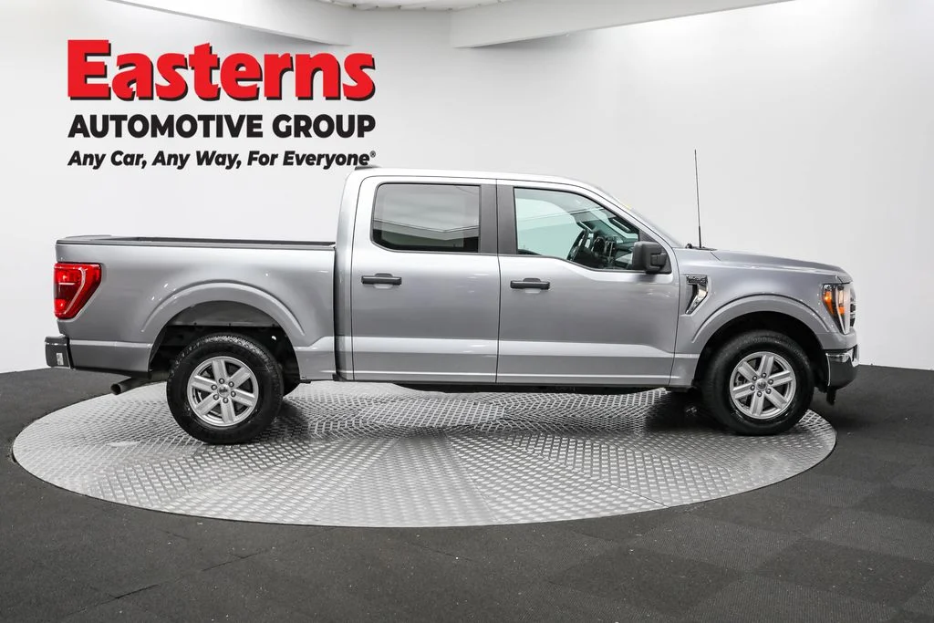 Used 2023 Silver Ford XLT image 4