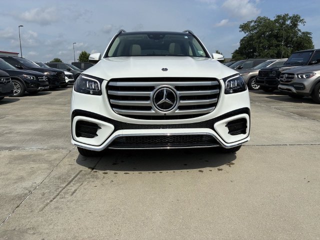 Certified Used 2026 Polar White Mercedes-Benz GLS 450 image 2
