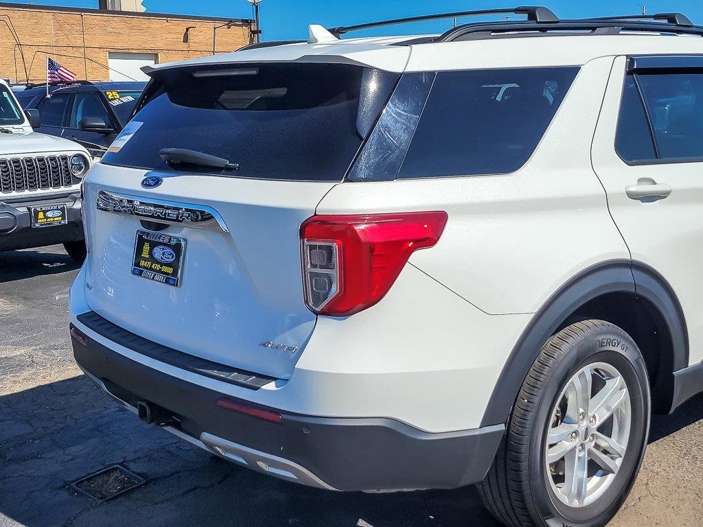 Used 2023 White Metallic Ford XLT image 9