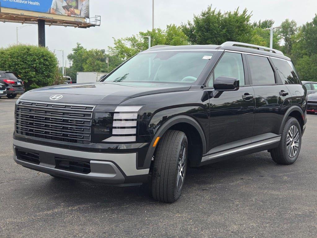New 2026 Black Hyundai SEL 8P image 3