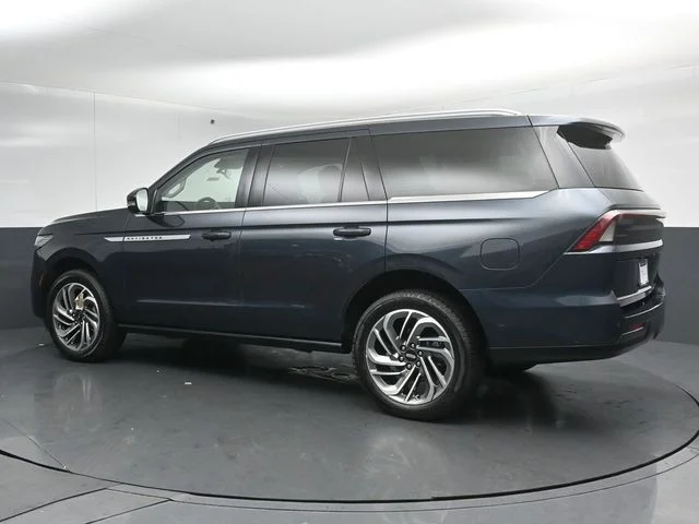 Used 2025 Blue Lincoln Reserve image 5
