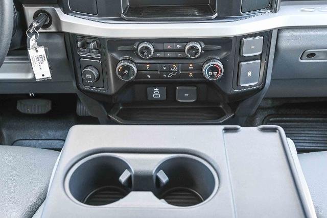 New 2026 Oxford White Ford F-350® XL image 44