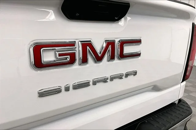 Used 2026 Summit White GMC Pro image 9