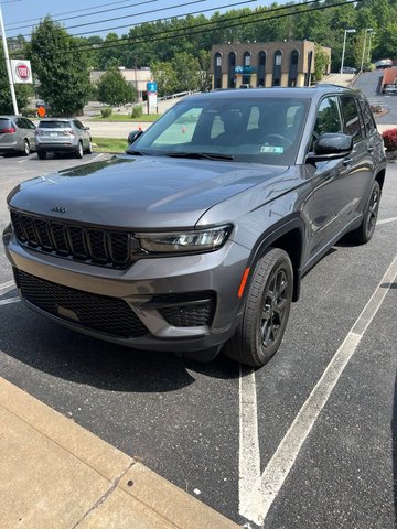 2024 Jeep Grand Cherokee Altitude