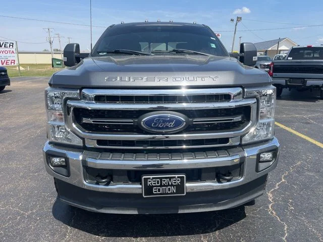 Used 2022 Gray Ford Lariat image 2