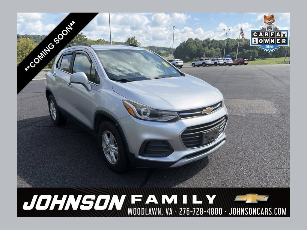 Used 2017 SILVER ICE METALLIC Chevrolet LT image 1