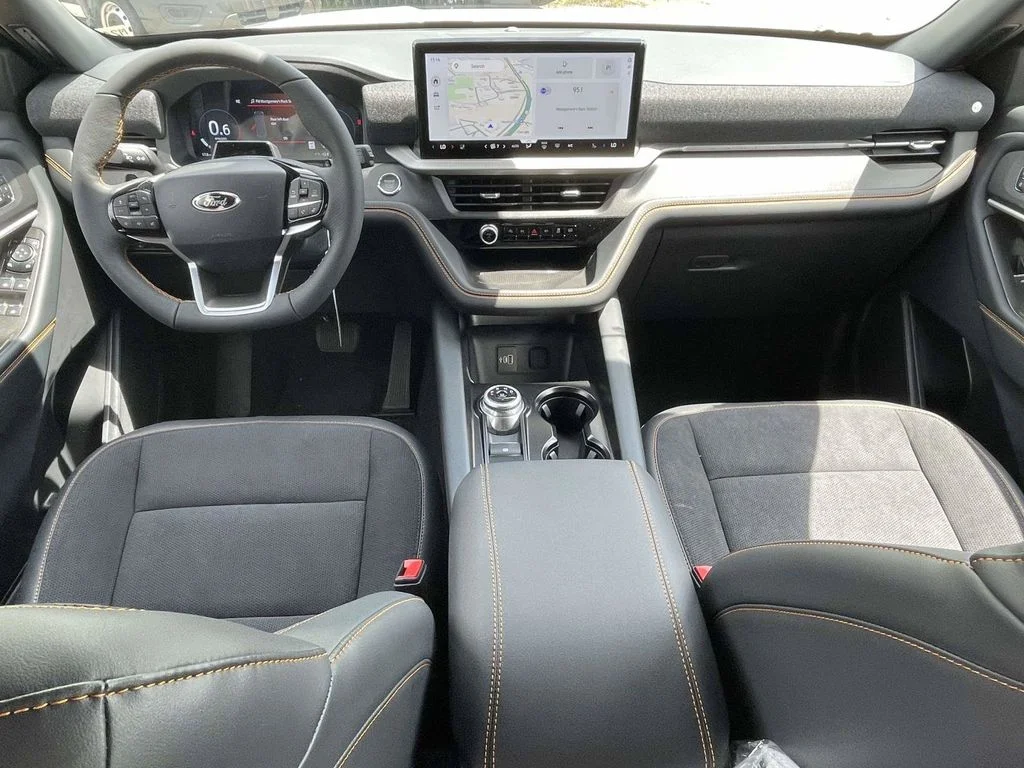 New 2026 Star White Metallic Tri-Coat Ford Tremor® image 11
