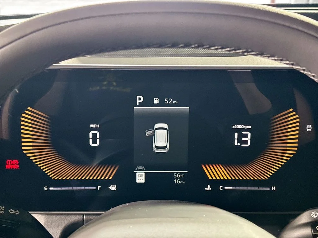 New 2027 Terrain Brown / Black Roof Kia X-Line image 14