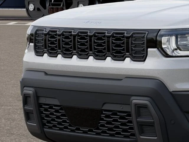New 2026 Silver Zynith Clear-Coat Exterior Paint Jeep Limited image 30