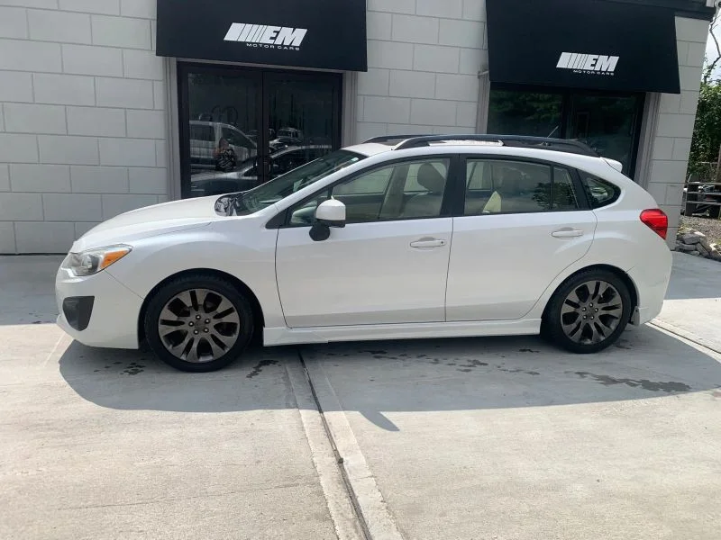 Used 2012 White Subaru 2.0i Sport Limited Wagon 4D image 7