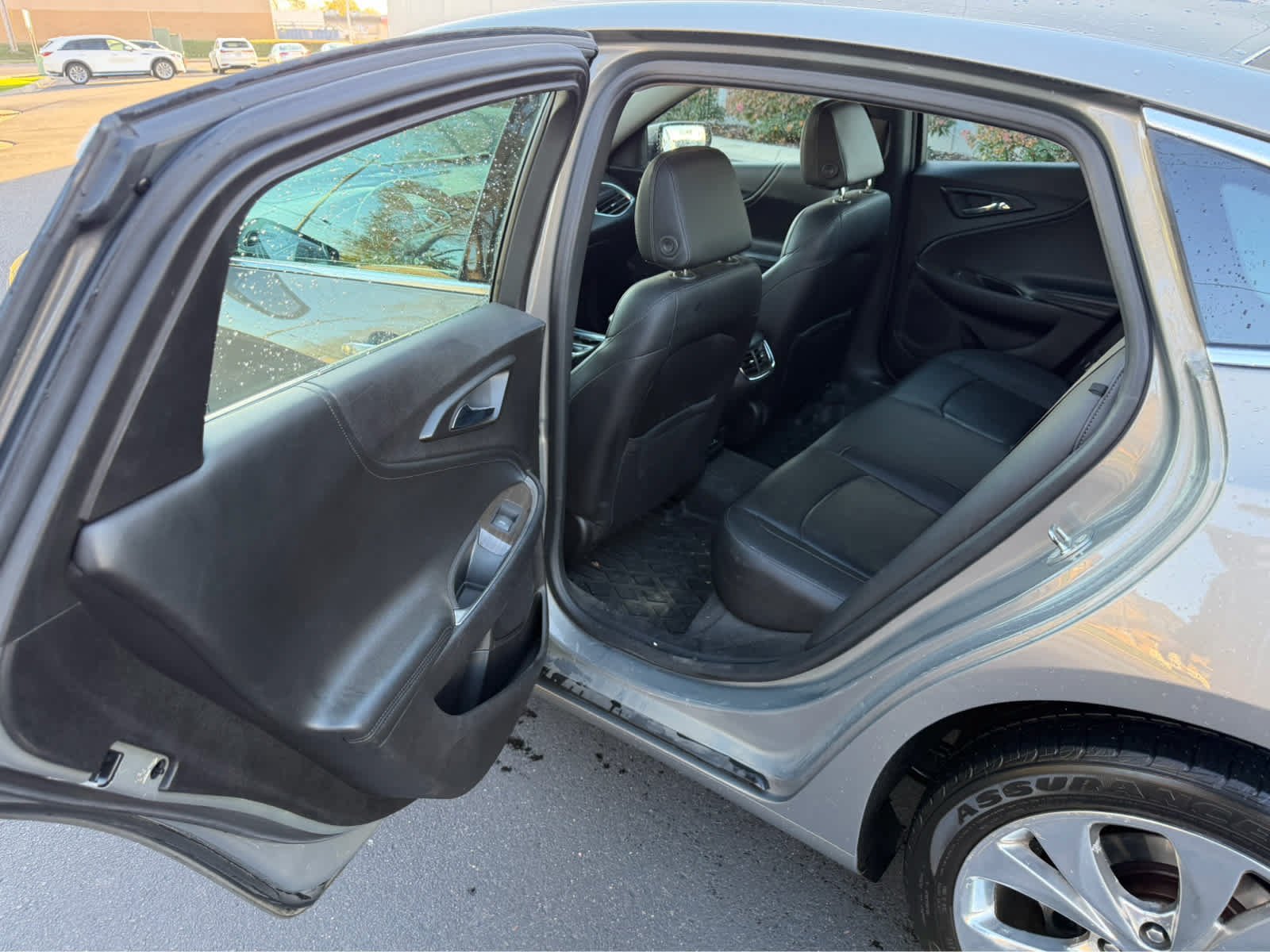 Used 2017 Pepperdust Metallic Chevrolet Premier image 5