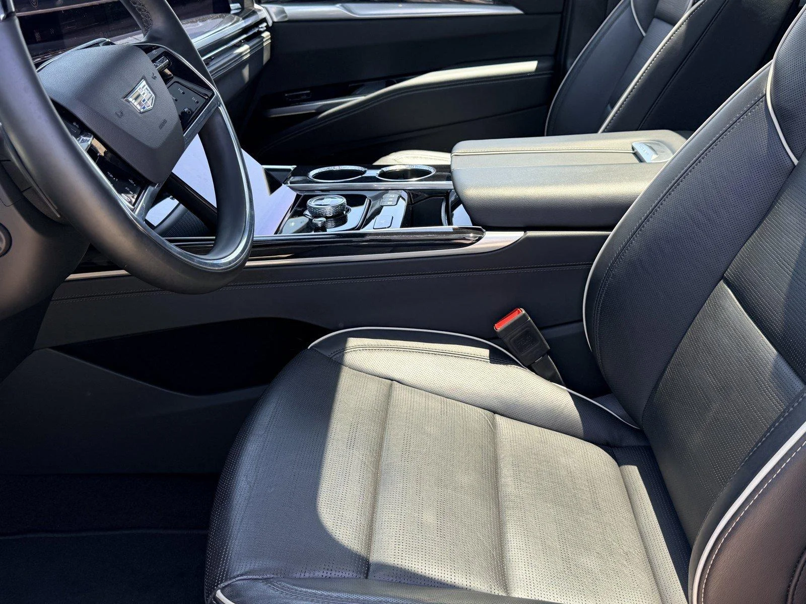 Used 2025 Black Raven Cadillac Sport image 17