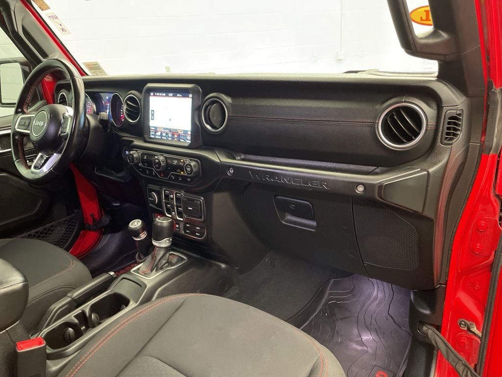 Used 2020 Red Jeep Unlimited Rubicon image 25