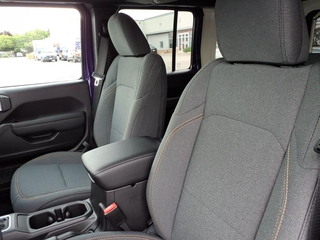 New 2026 Reign Exterior Paint Jeep Sport S image 9