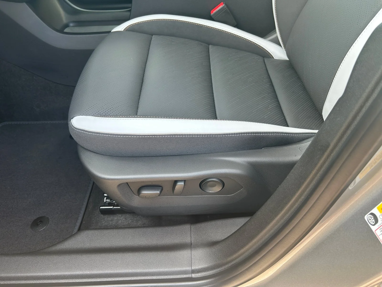 New 2026 Moonstone Grey Metallic Buick Sport Touring AWD image 15