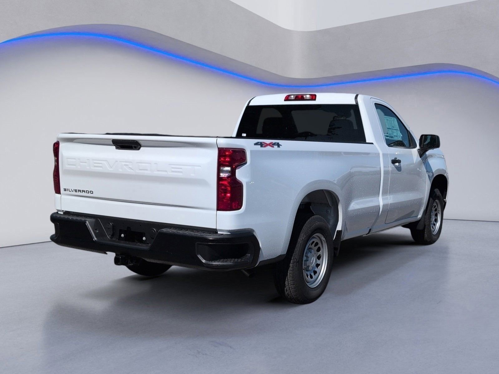 New 2026 Summit White Chevrolet WT image 3