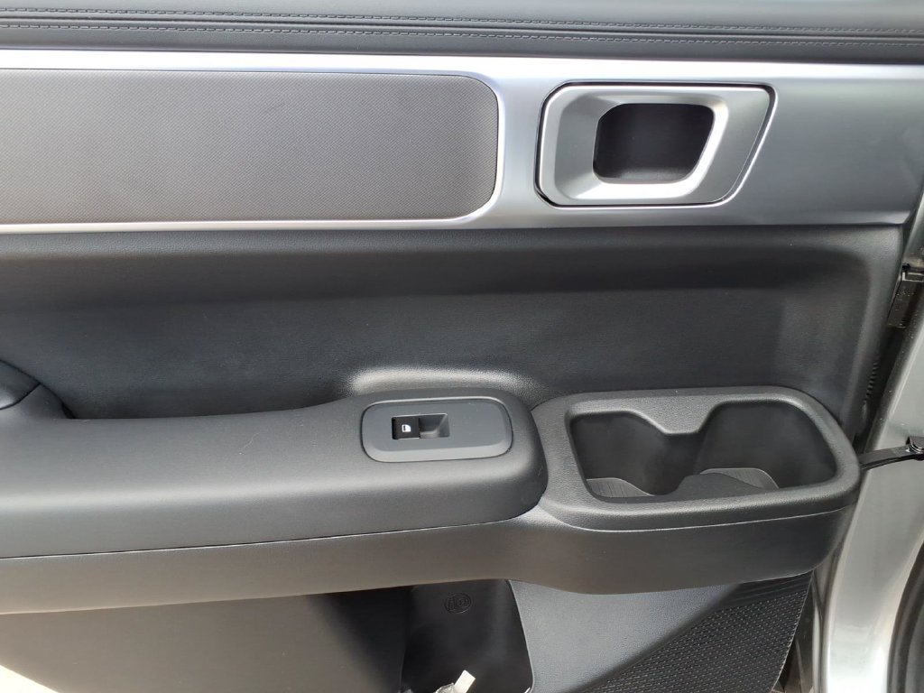 2026 Hyundai Santa Fe SE - Photo 9