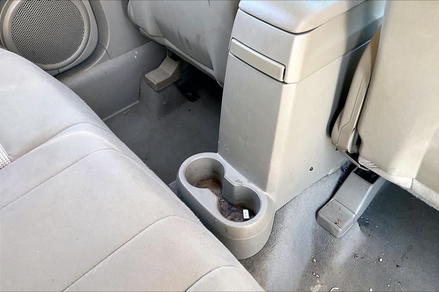 Used 2011 Brilliant Black Crystal Pearl Jeep Latitude image 9